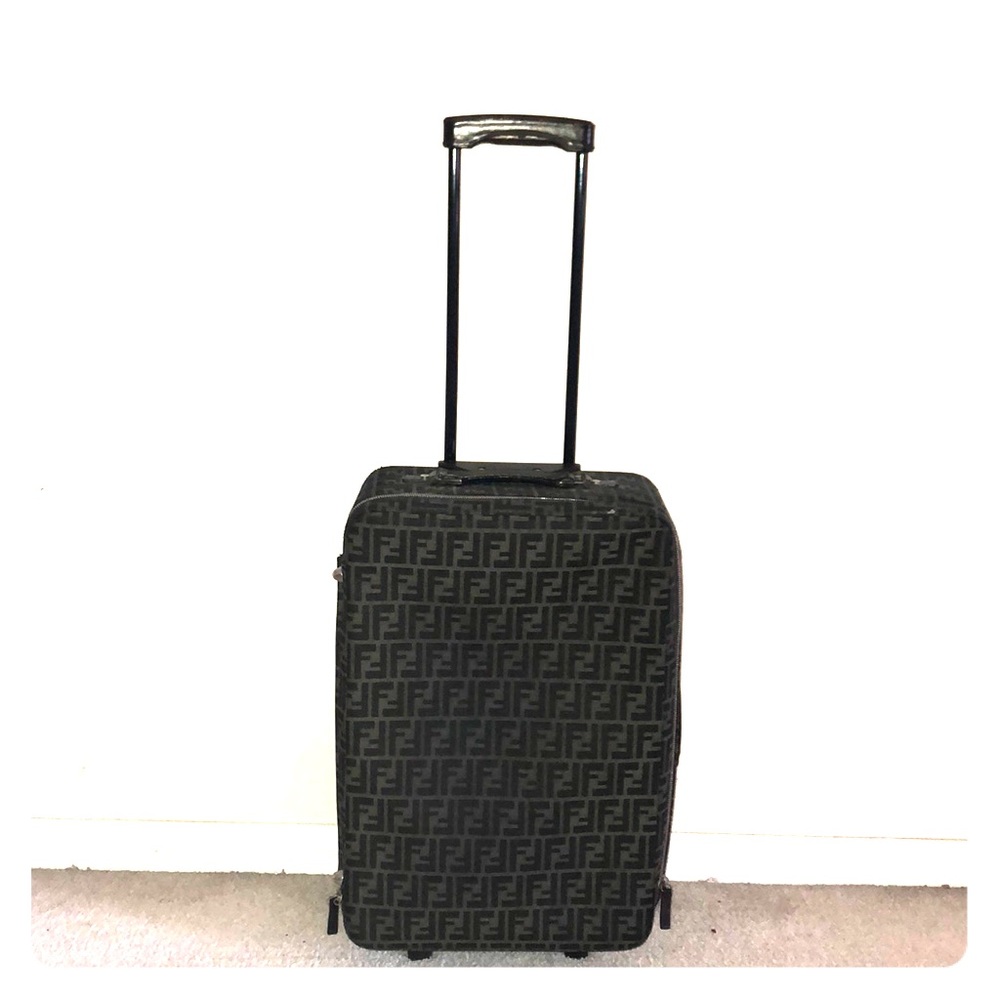Fendi suitcase😍